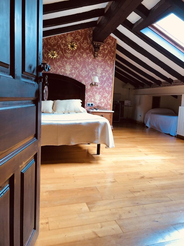 Casona Del Valle Hotel Sierrapando ภายนอก รูปภาพ